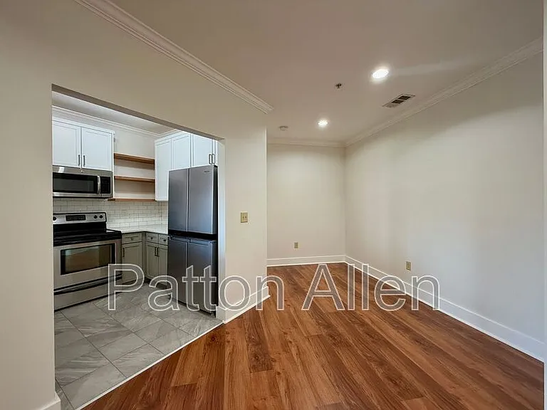 9 Kenilworth Knl #202 — Photo 7