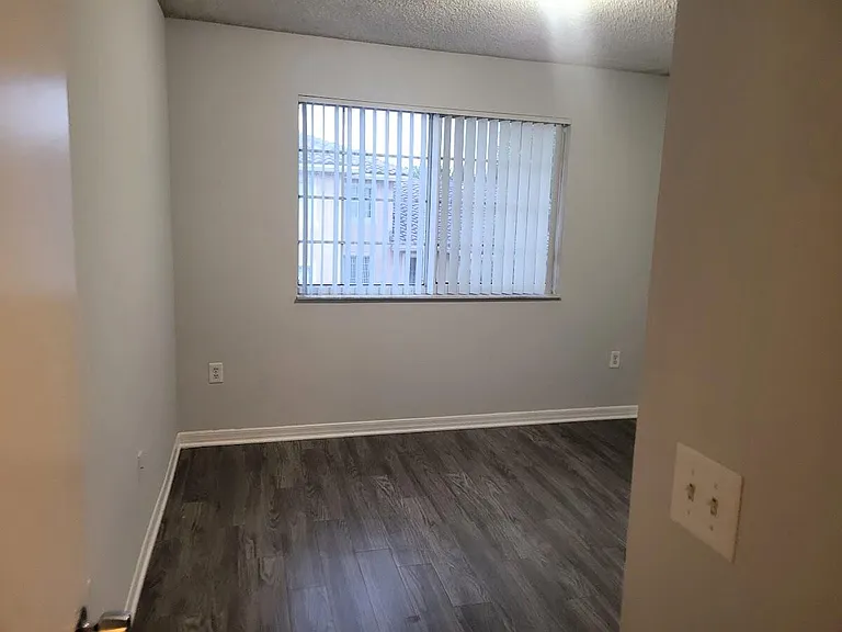 4197 N Haverhill Rd #212 — Photo 12