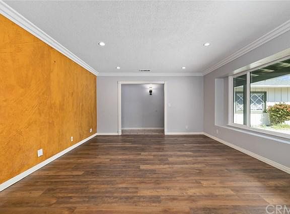 4th image of 3040 Hillside Ave