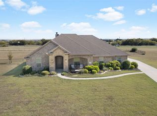 5501 Littlefield Dr, Justin, TX 76247
