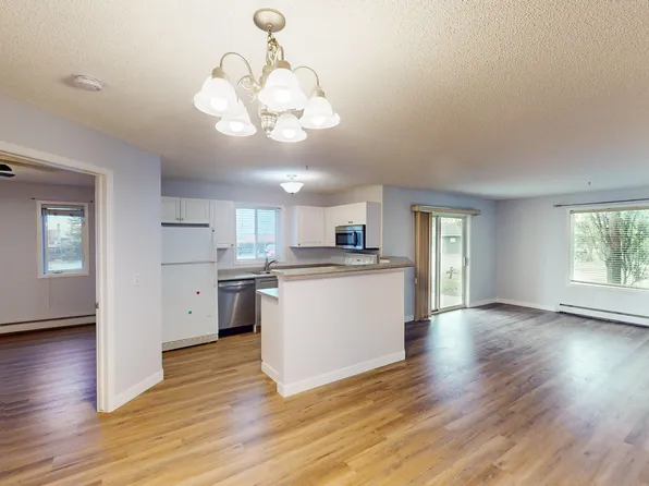 4000 Somervale Ct SW #119, Calgary, AB T2Y 4J3