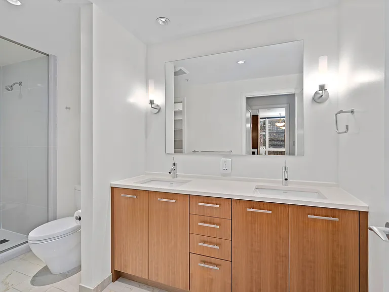 10700 NE 4th St #1112 — Photo 11