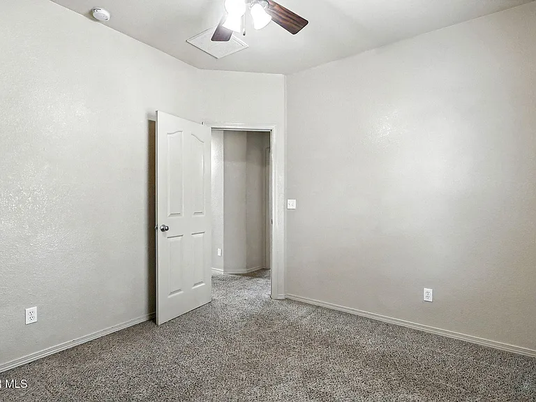 4746 Joseph Rodriguez Dr — Photo 25