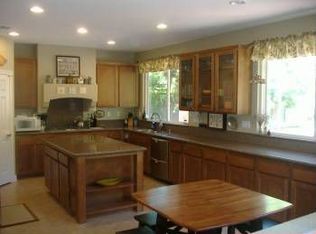 2165 Dickinson Dr, Carlsbad, CA 92008