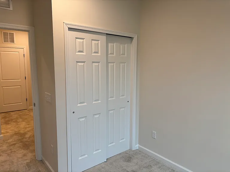 407 Reading Ct — Photo 7