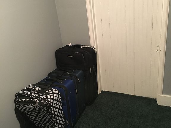 5th image of 15 E Lincoln Ave