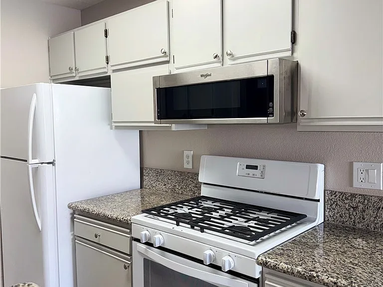 2200 Fort Apache Rd #2062 — Photo 5