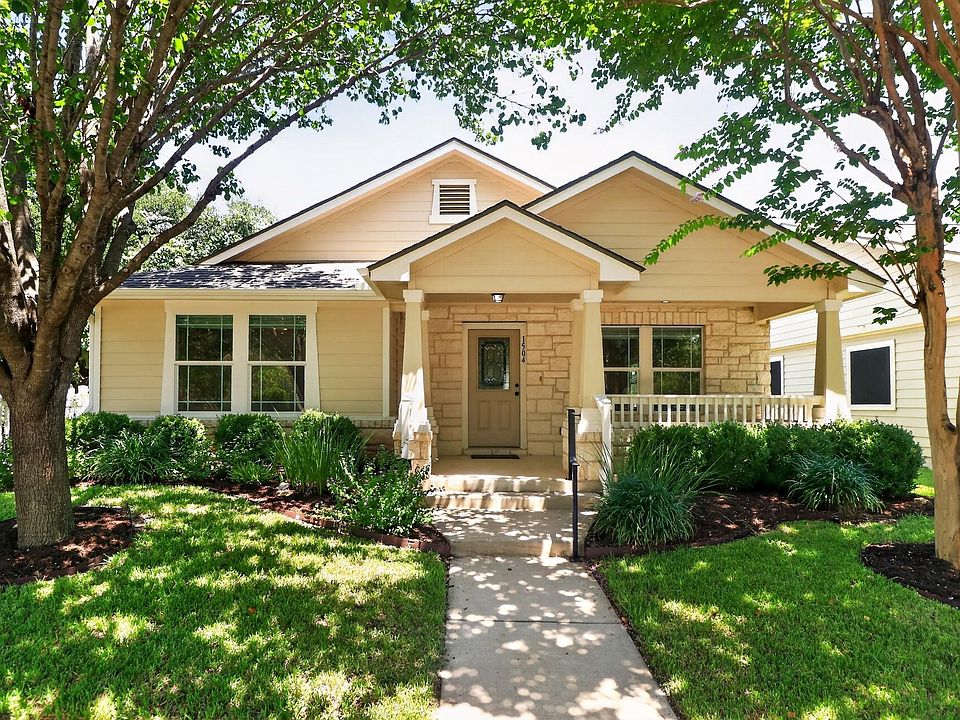 1st image of 1504 Rices Crossing Ln