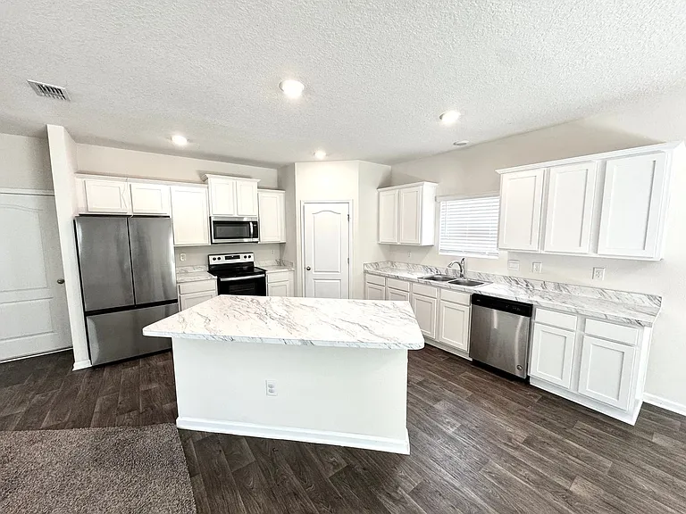 780 Morgans Treasure Rd — Photo 2