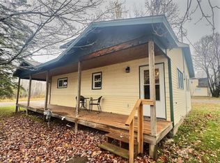 3925 Maple St, Kettle River, MN 55757