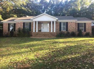 111 Lake Front Dr, Daphne, AL 36526