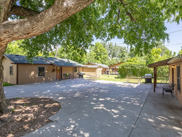 2912 Chapel Ln — Photo 1
