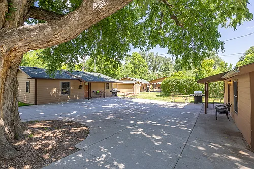 2912 Chapel Ln Photo 1