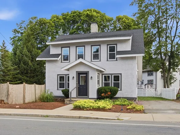 1174 Franklin St, Stoneham, MA 02180