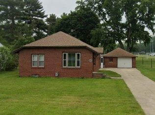 121 S Lake St, Amherst, OH 44001