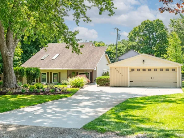 46063 Neeson St, Northville, MI 48167