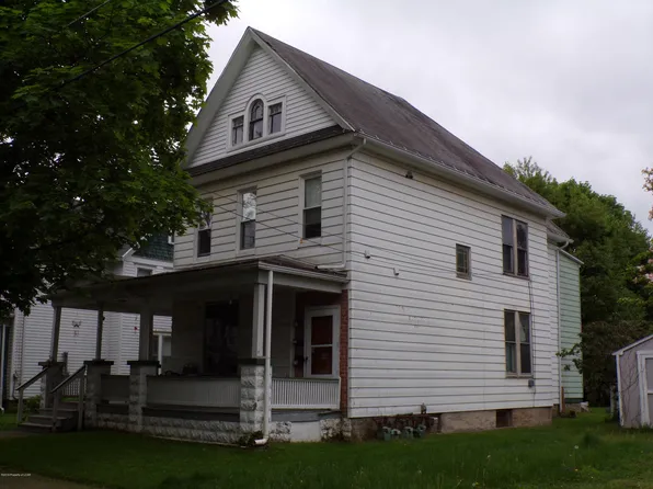 146 W Dorrance St, Kingston, PA 18704