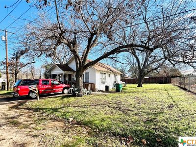 205 S Karnes Ave, Cameron, TX, 76520