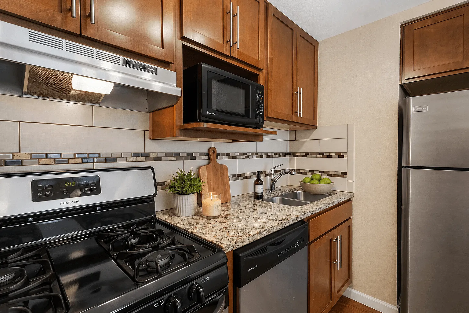 Highland Apartments — Photo 4