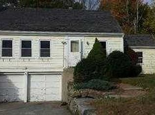 31 Maskwonicut St, Sharon, MA 02067