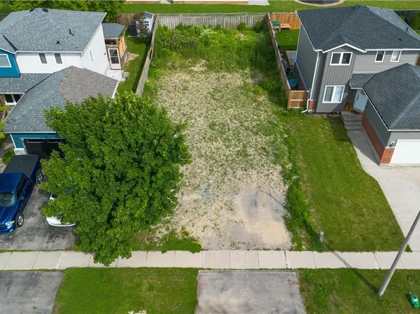 233 Kinross St, Haldimand County, ON N3W 2K5