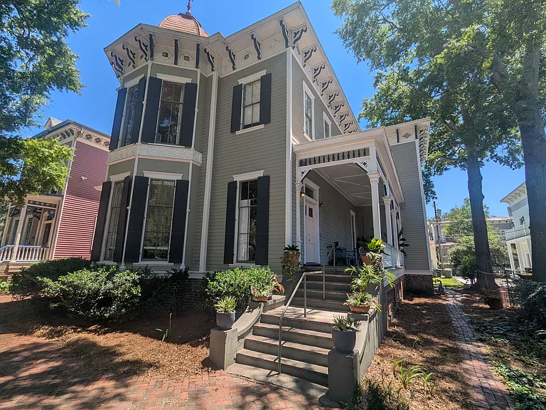 215 W Gwinnett St #2 — Photo 1