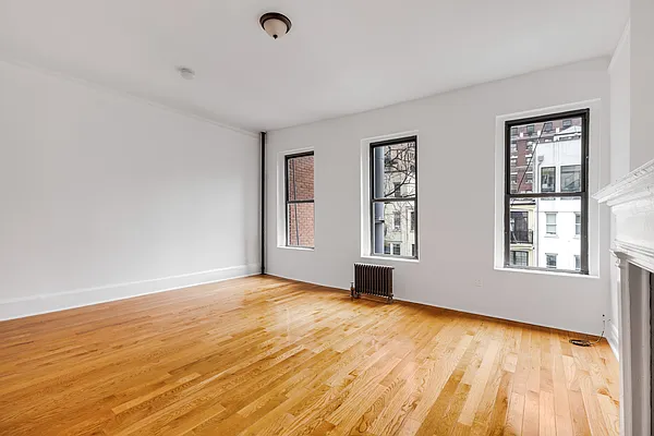 Rented by Lexiti Realty Corp | media 7