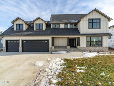 6383 Riggs Rd, Grand Forks, ND, 58201
