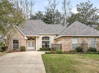 630 Magnolia Ridge Dr E, Mandeville, LA 70448