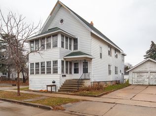210 Bay St, Oshkosh, WI 54901