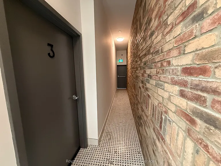 2548 Eglinton Ave W #3 — Photo 17