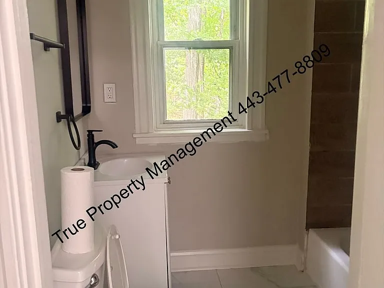 2434 Druid Park Dr — Photo 9
