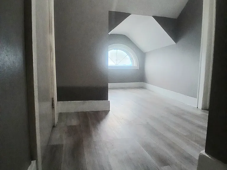 928 Burnet Ave #3 — Photo 10