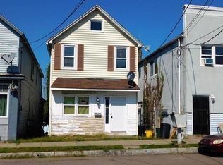 420 Front St, Nanticoke, PA 18634