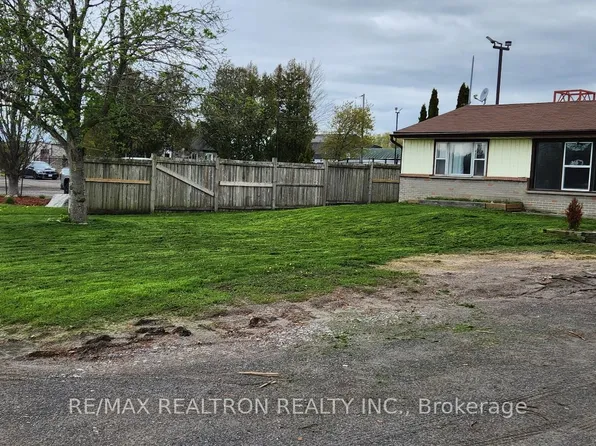 1608 Baseline Rd W, Clarington, ON L1E 2P4