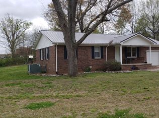 90 Como St, Mc Kenzie, TN 38201
