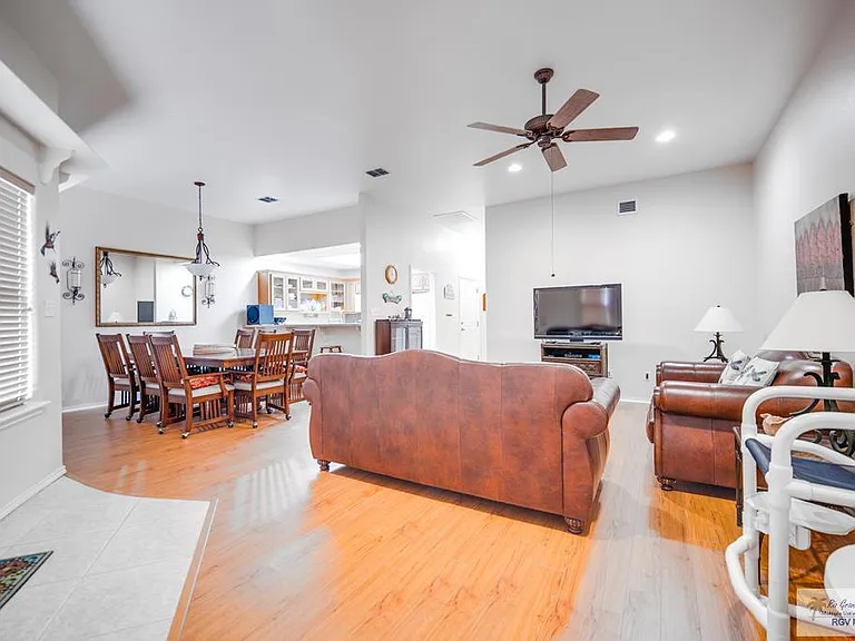 77 Santa Isabel Blvd #M-4 — Photo 9