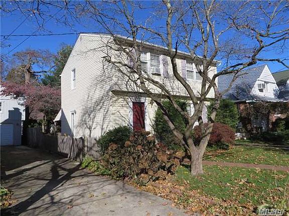 2nd image of 70 Gates Ave