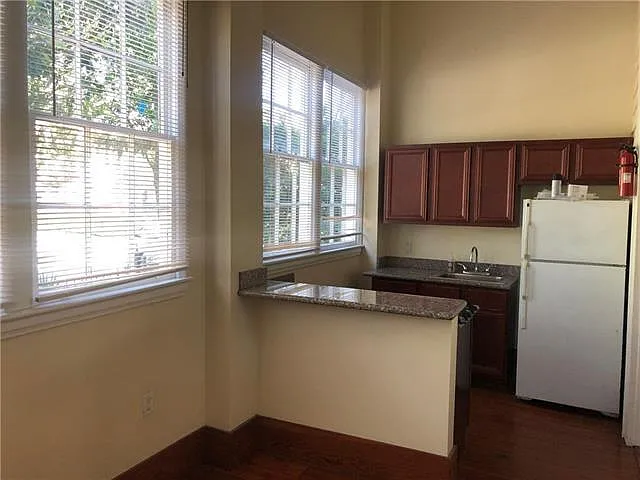 1332 Philip St #A — Photo 11