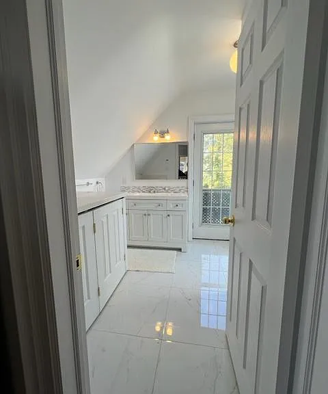 118 Crescent Rd #3 — Photo 10