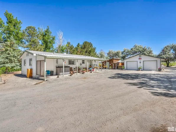 158 N Bybee Ln, Yerington, NV 89447