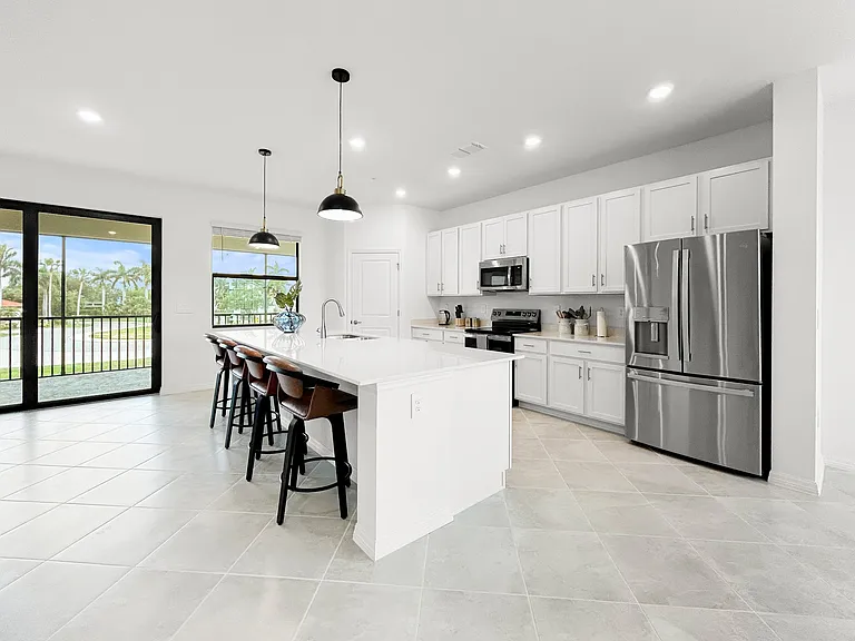 5552 Summit Pointe Cir #13 — Photo 10