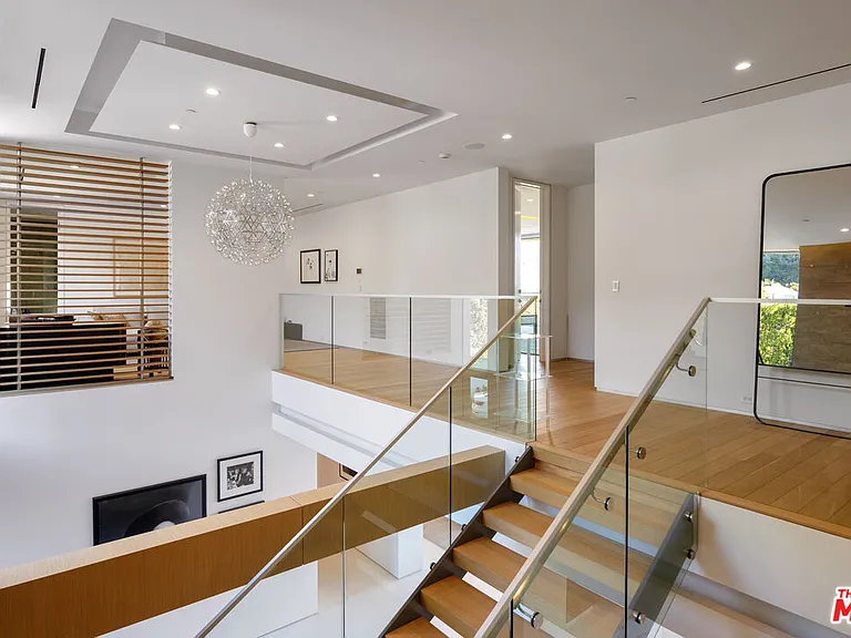 1401 Londonderry Pl — Photo 14