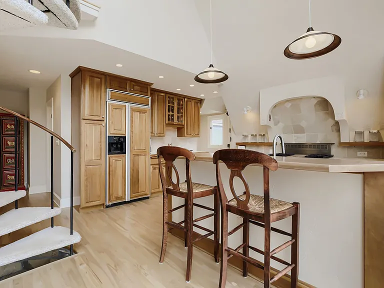545 Bow Mountain Rd — Photo 5