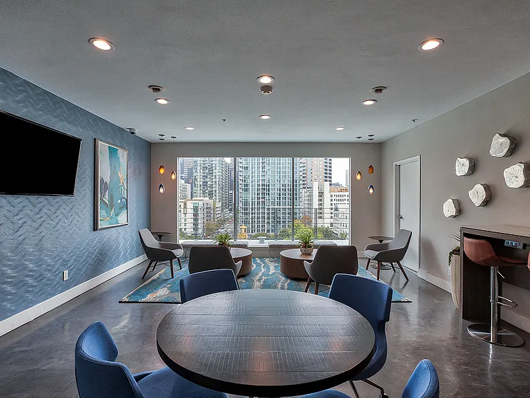 Sky Lounge with Wi-Fi and large screen TV