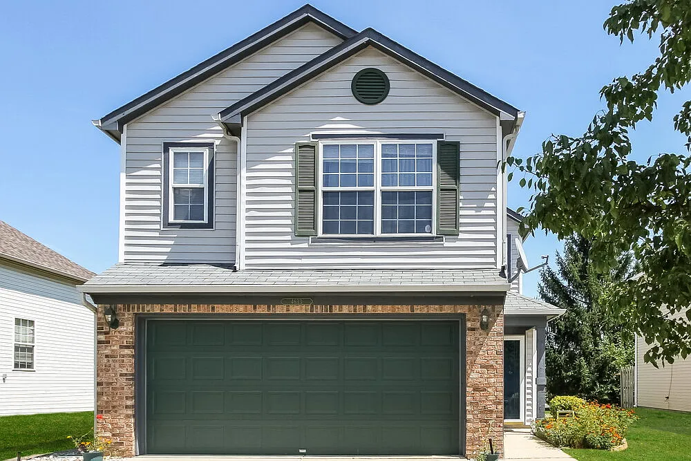 3 bed, 2.5 bath, 1762 sqft, $2,005 — Photo 1
