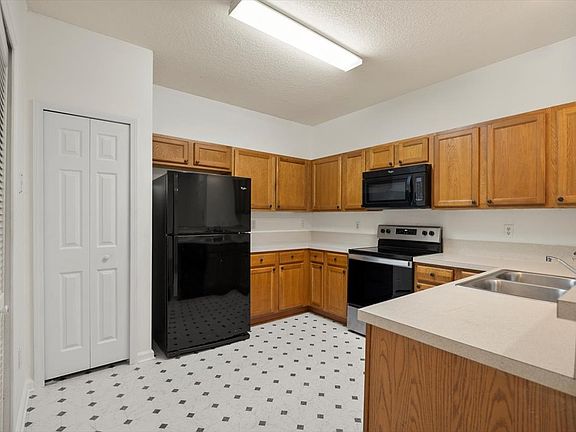 5th image of 3641 Kirkpatrick Cir Unit 1