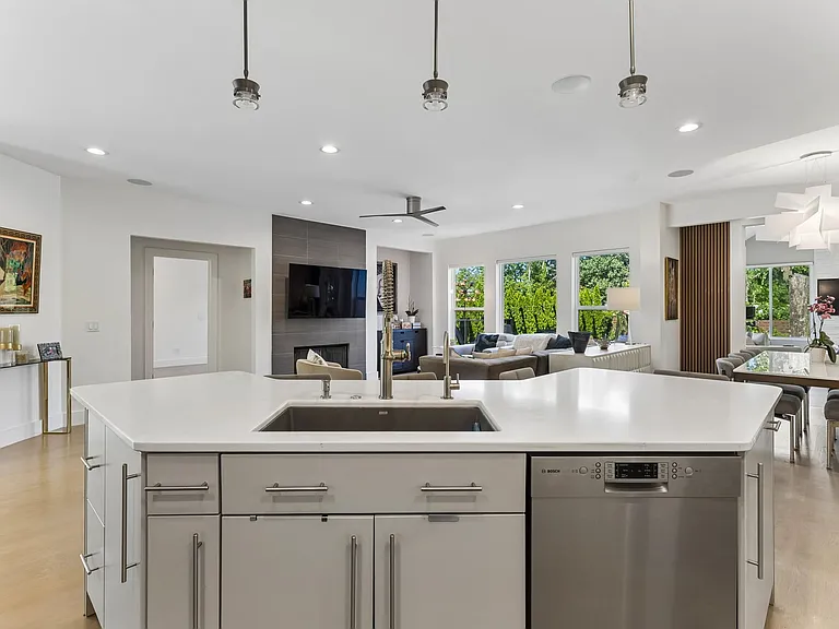 3926 Vailwood Dr — Photo 18