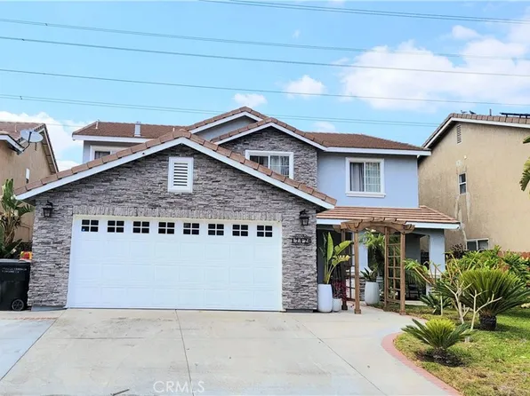 17120 La Tierra Cir, Fontana, CA 92337