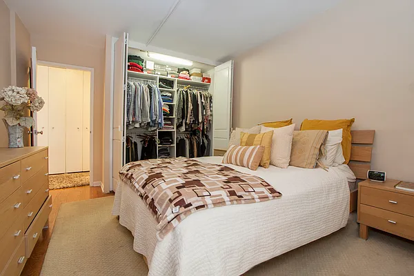 Sold by Owner | media 14